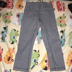 Lululemon Wunder Under Cropped